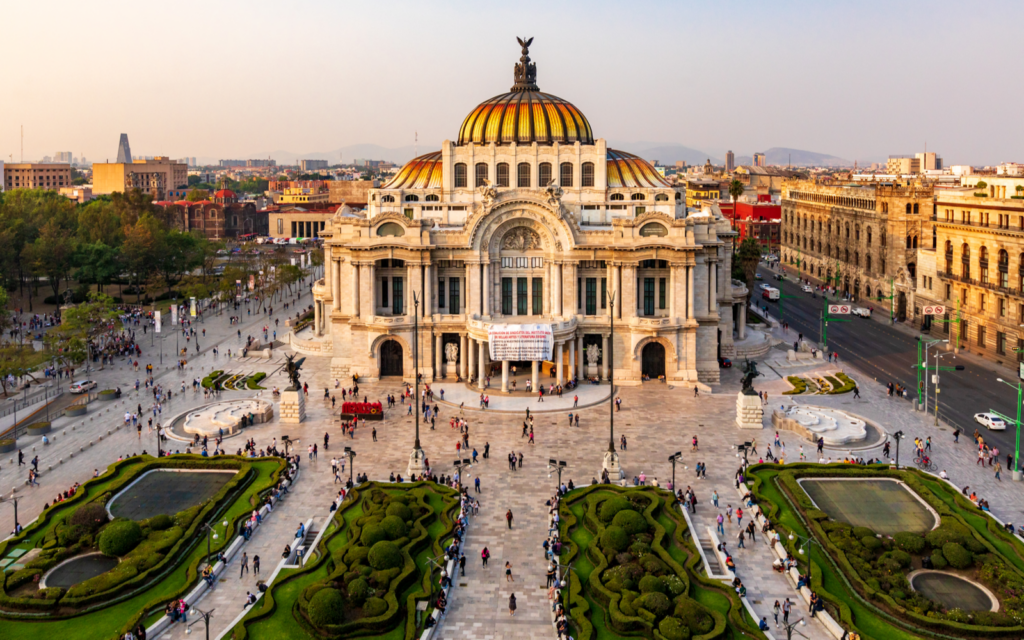 📅 The Best & Worst Times to Visit Mexico City in 2025 (Our Take)