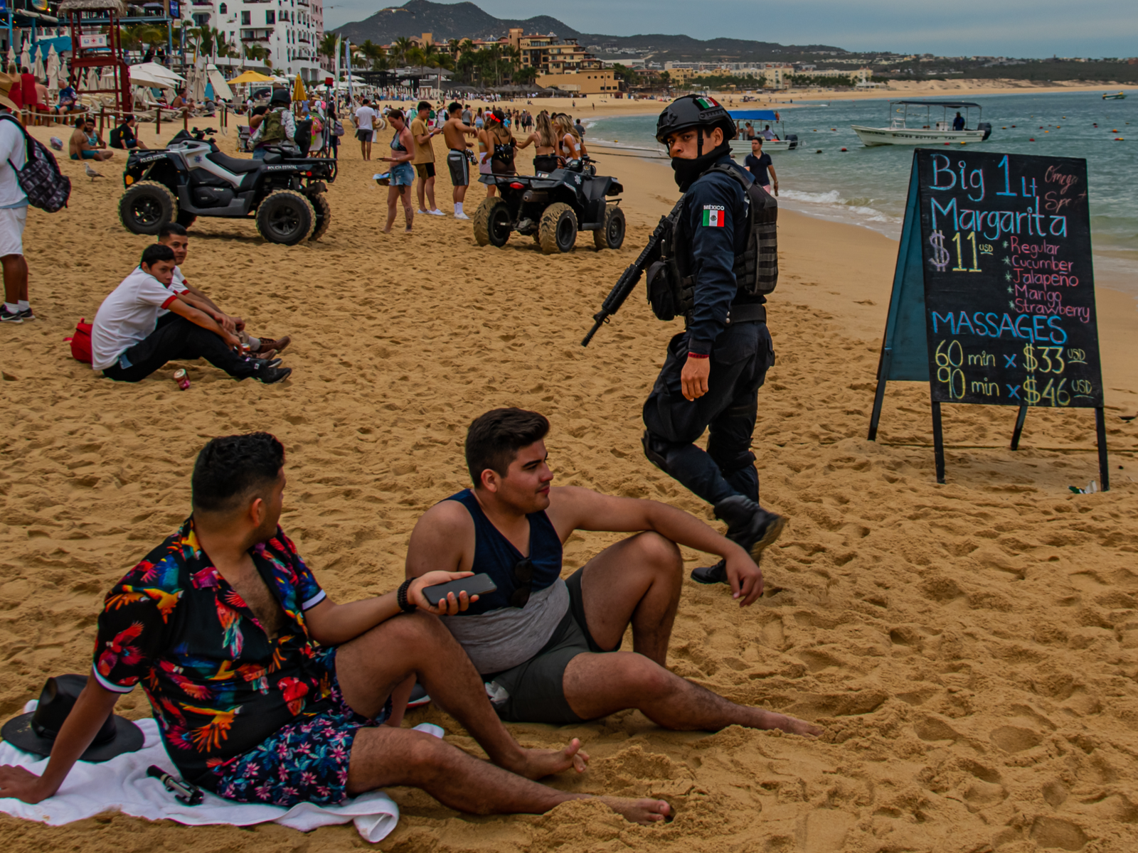 Image of an armed guard for a piece on is Cabo San Lucas Safe