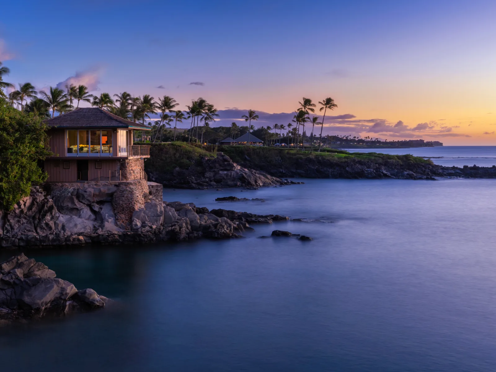 Sunset cliff on house for a piece on the best hotels in Maui