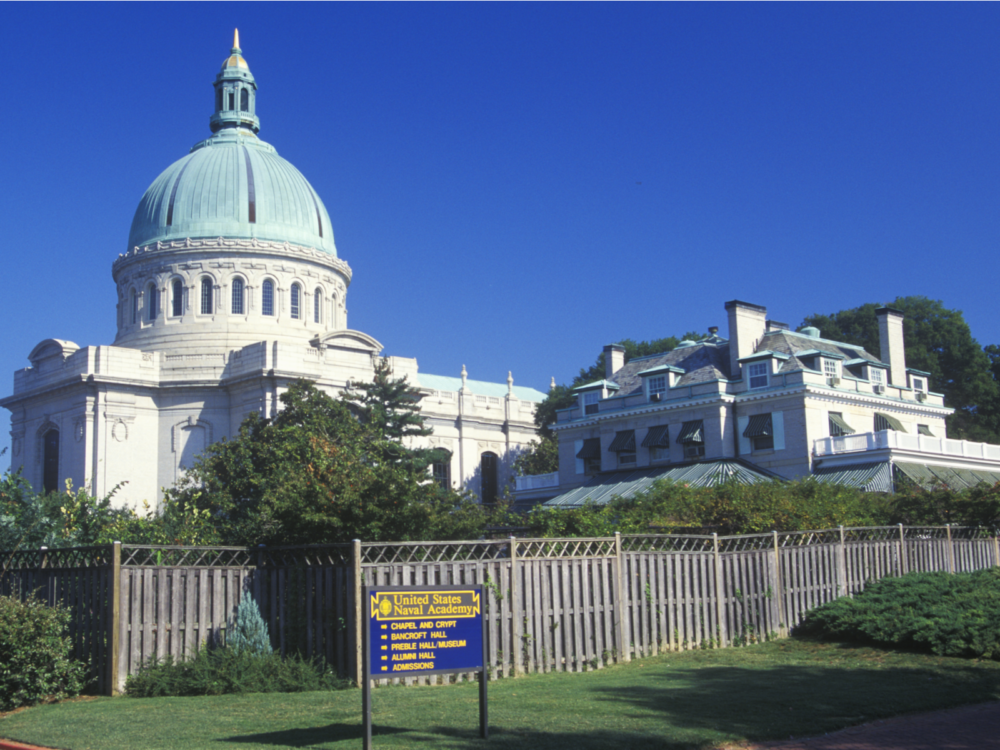 The grand structure chapel at the United States Naval Academy in Maryland , fenced beside a road and named as one of the most beautiful college campuses