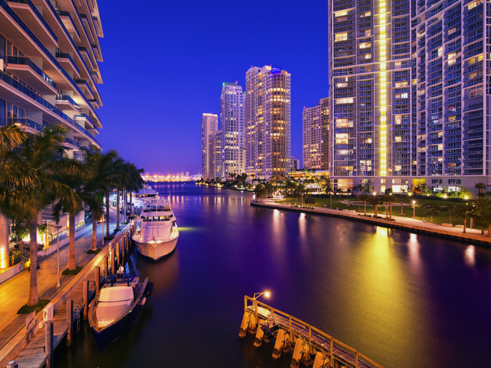 📅 The Best Time to Visit Miami in 2023