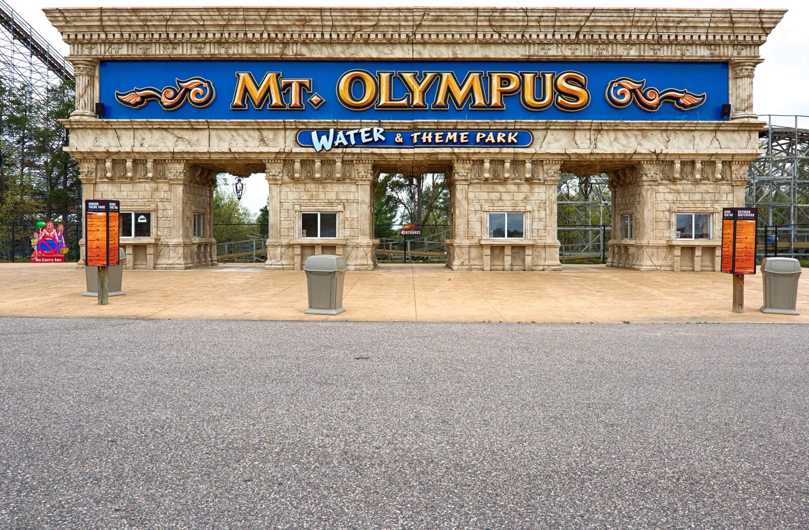 Entrance to the Mount Olympus water park for a piece titled Wisconsin Dells Water Parks