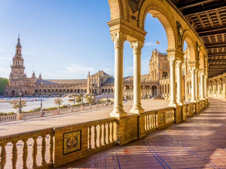 📅 The Best Time to Visit Spain in 2024