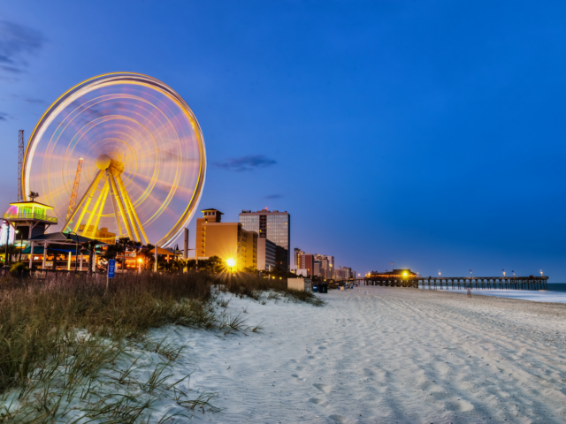 The Best Time to Visit Myrtle Beach in 2022 | Travellers 🧳