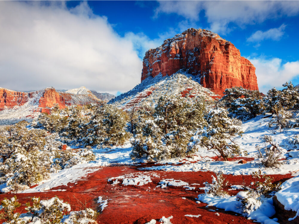 Courthouse Butte in Sedona Arizona during the worst time to go, the Winter