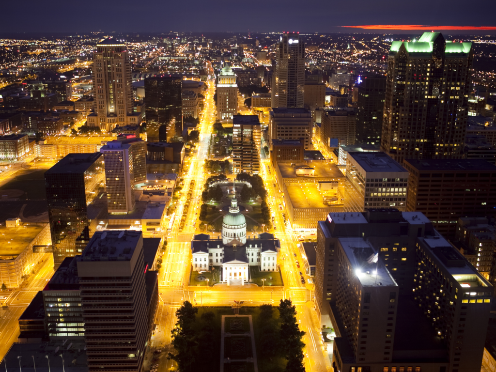 Is St. Louis Safe? Travel Tips & Safety Concerns Travellers 🧳