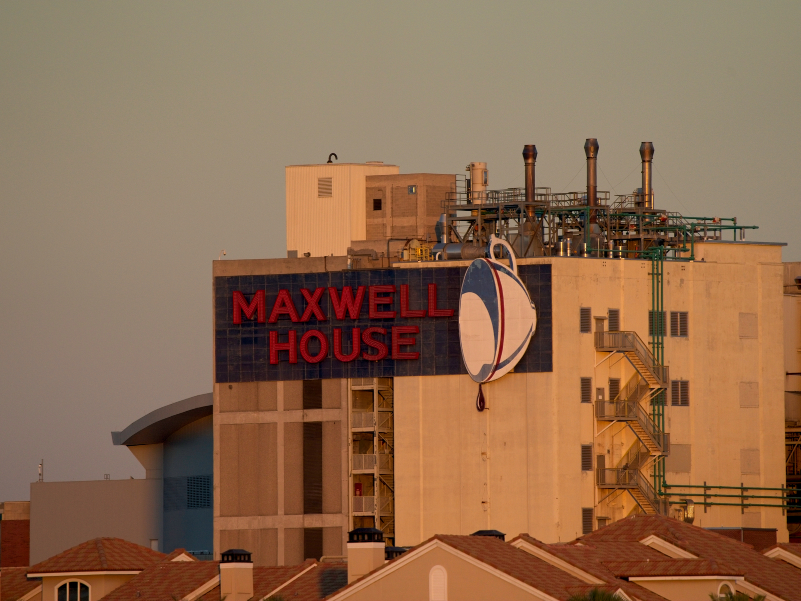 To illustrate a bad neighborhood in Jacksonville Florida, a picture of the Maxwell Coffee Building in Northbank