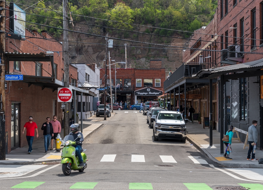 Strip District pictured as a neighborhood to avoid in Pittsburgh