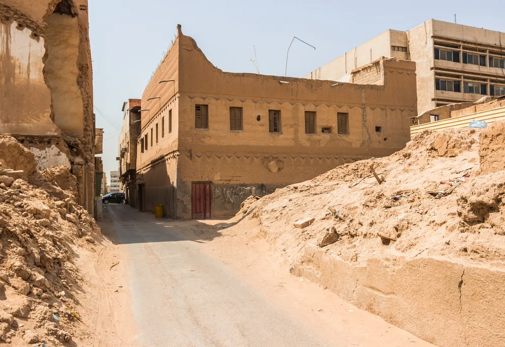 A run-down neighborhood to help illustrate places to avoid in Saudi Arabia to stay safe