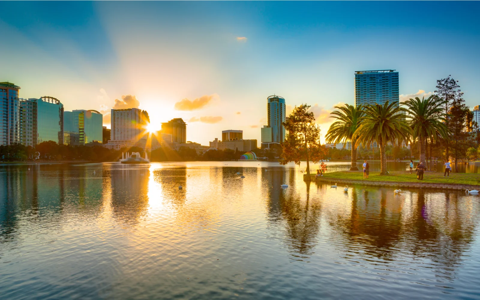 The Best & Worst Times to Visit Orlando in 2024