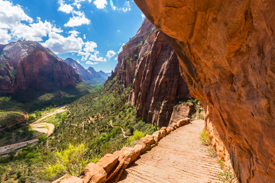 📅 The Best Time to Visit Utah National Parks in 2024