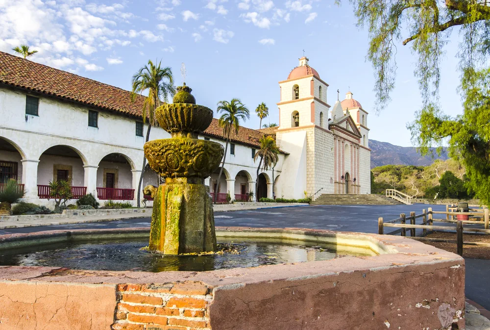 Photo of the outside of the Old Mission in Santa Barbara