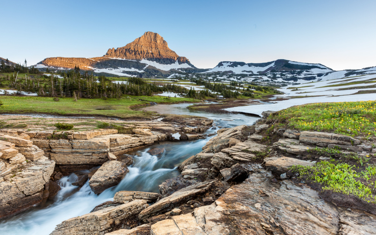 Where to Stay in Glacier National Park in 2022