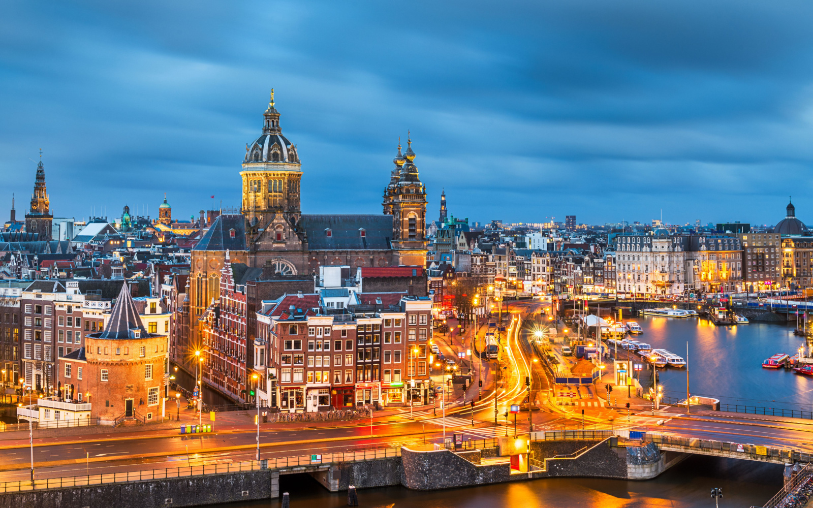 Is Amsterdam Safe to Visit in 2023? | Safety Concerns