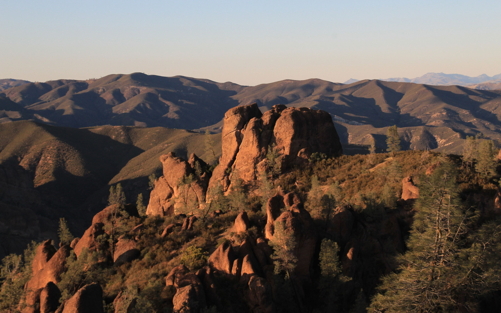 The Best Time to Visit Pinnacles National Park in 2023