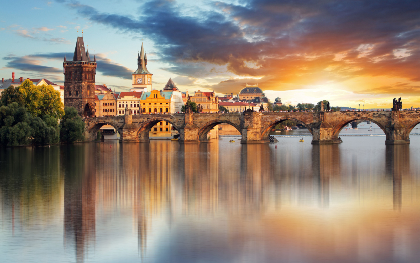 The Best Time to Visit Prague in 2023 | When to Go