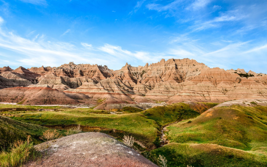 The Best Time To Visit Badlands National Park In 2024   Shutterstock 692449270 1080x675 