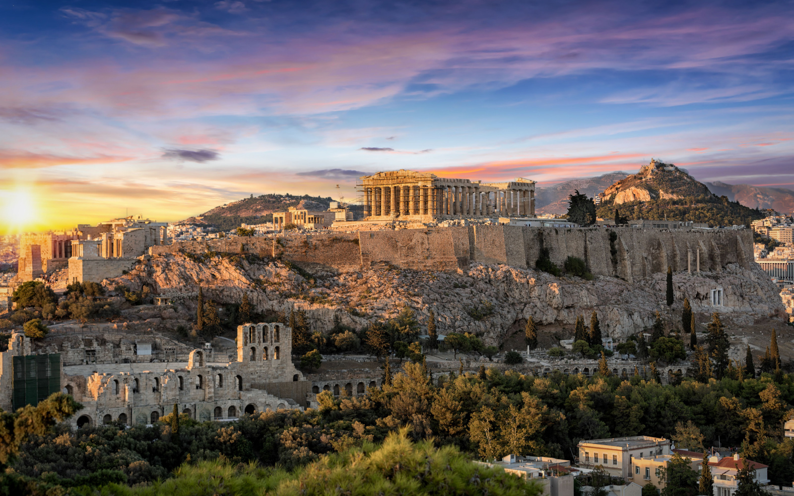 The Best & Worst Times to Visit Athens in 2023