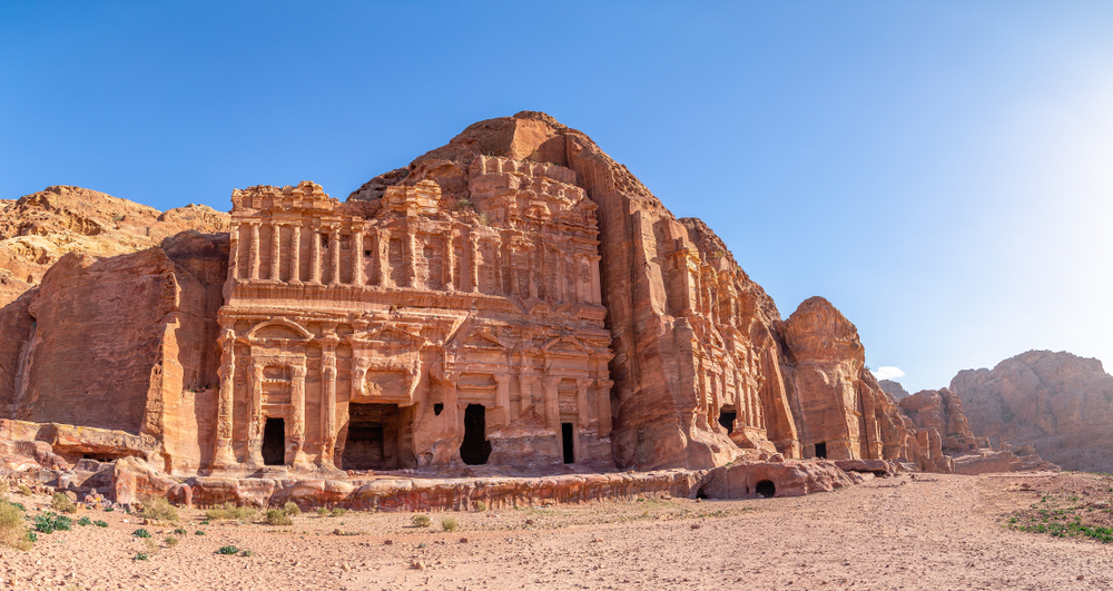 Image of the Palace Tomb without tourists for a piece on Is Petra Safe