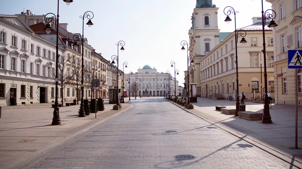 An old street in Warsaw pictured with nobody on it for a piece on the least busy time to visit Poland