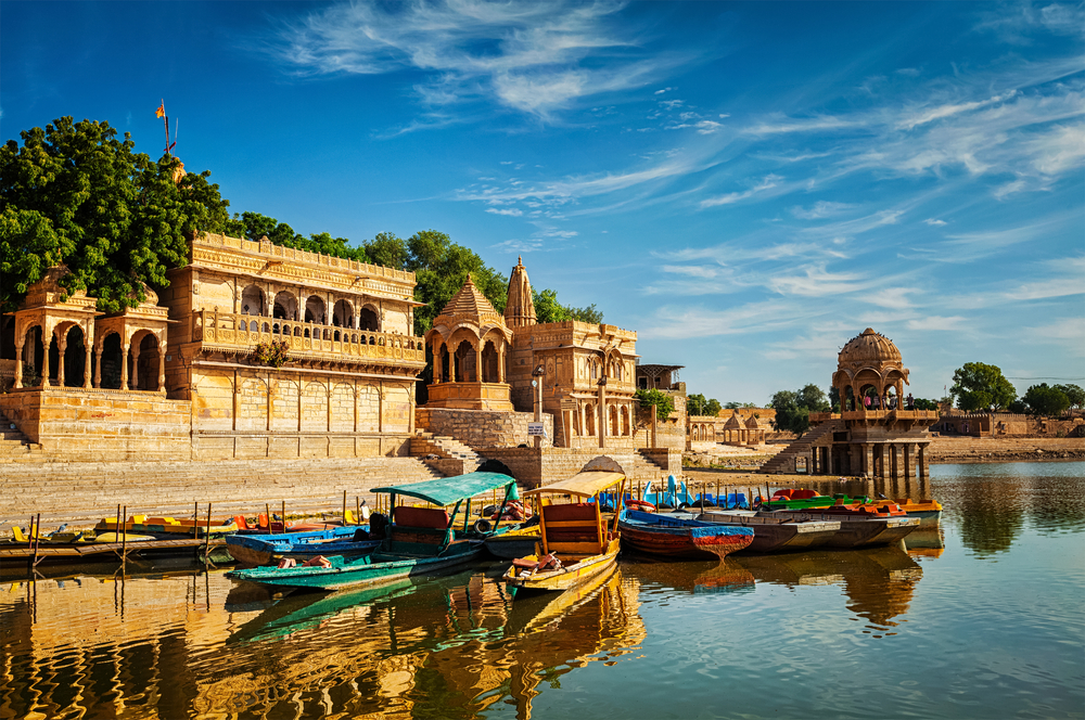 Photo fo the Gadi Sagar in Rajasthan during the overall best time to visit India