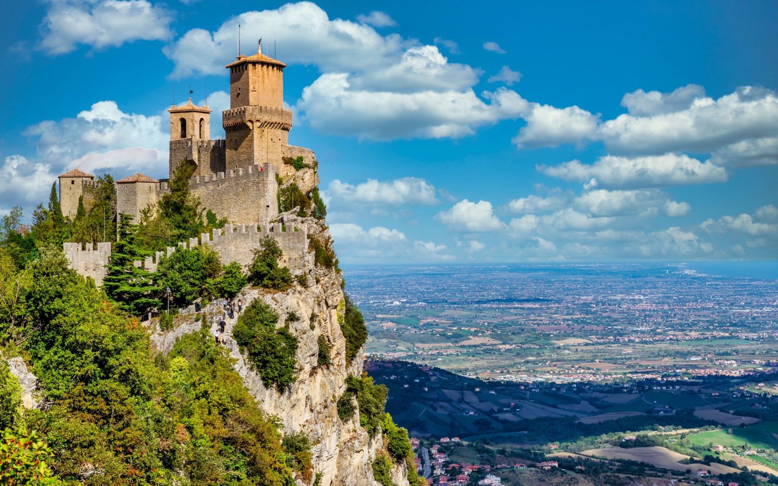 Is San Marino Safe to Visit in 2023? | Safety Concerns
