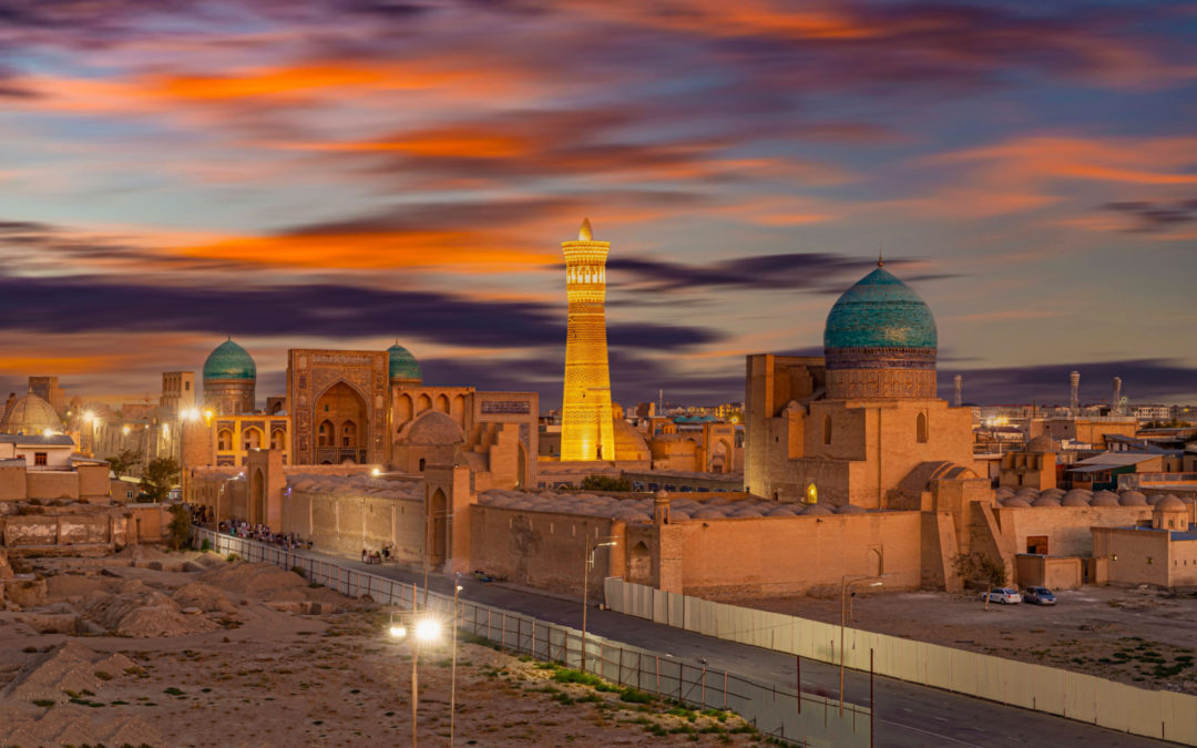 📅 The Best & Worst Times to Visit Uzbekistan in 2025
