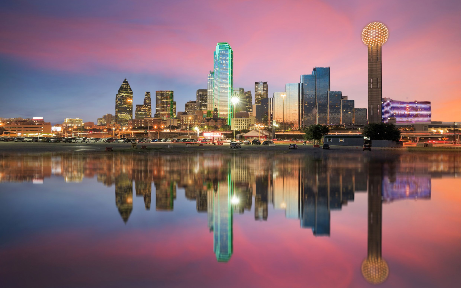 The Best & Worst Times to Visit Dallas in 2023