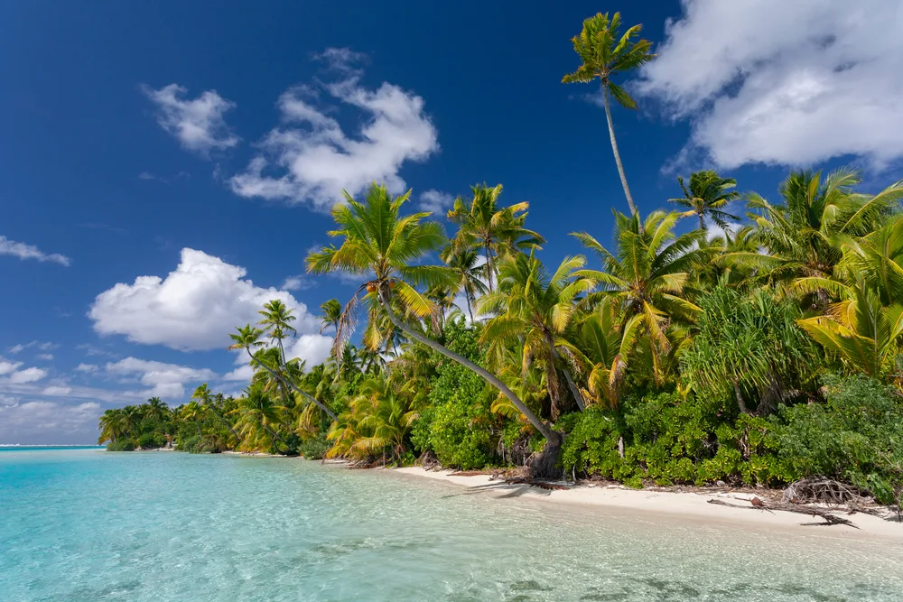 Image of the Aitutaki Lagoon in the Cook Islands pictured during the worst time to visit