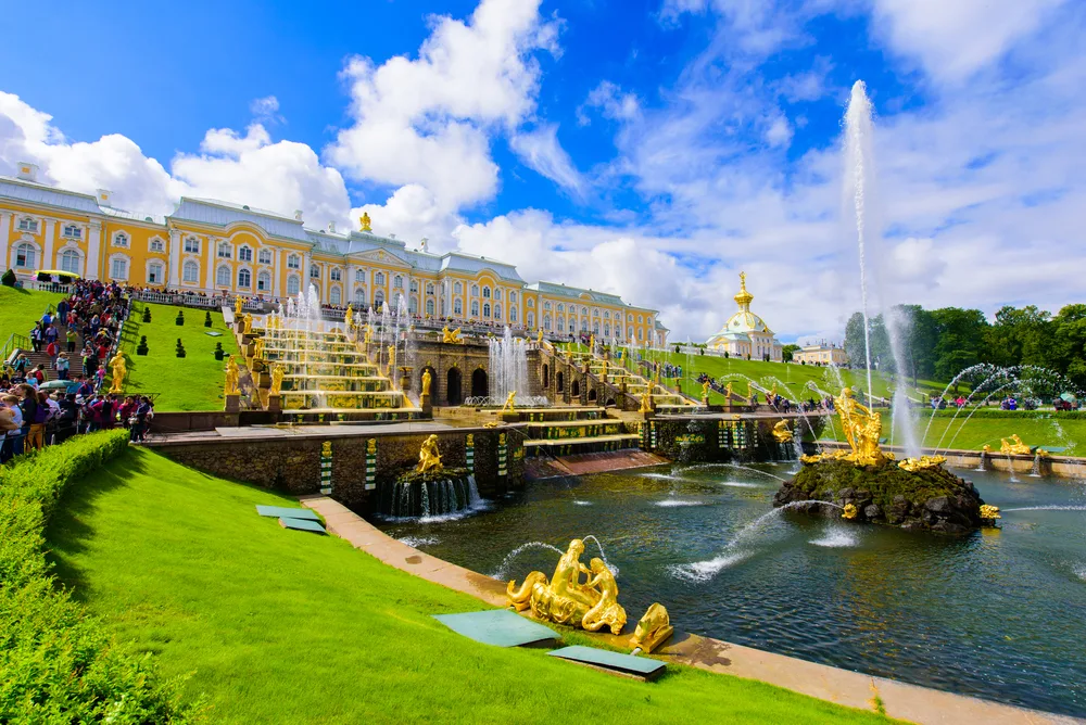Peterhof Palace in St. Petersburg pictured during the best time to visit Russia