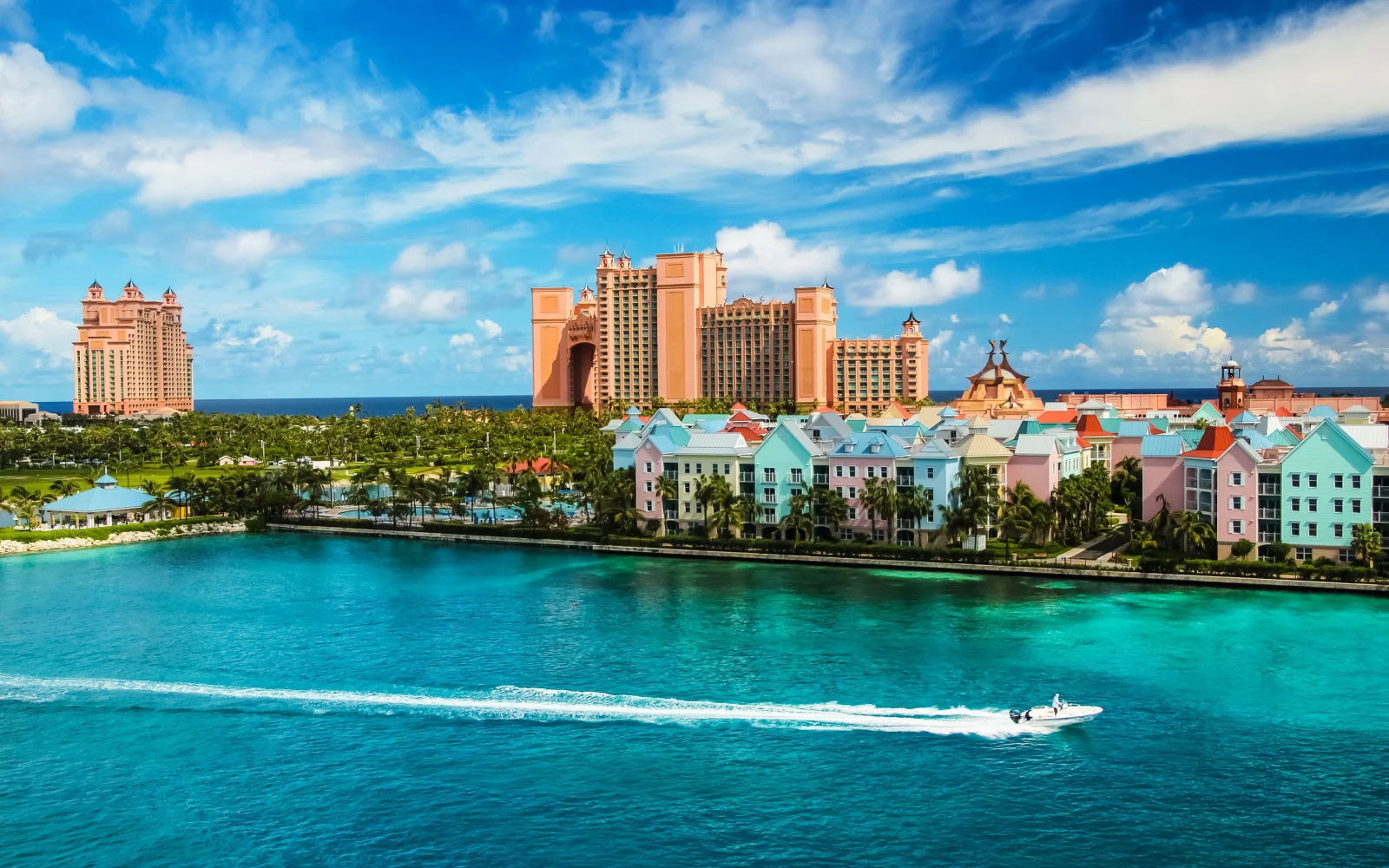 The Best & Worst Times to Visit Nassau in 2023