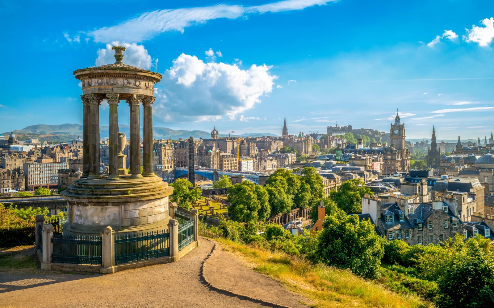 Hilltop landscape of Calton Hill in Edinburgh during the overall best time to visit