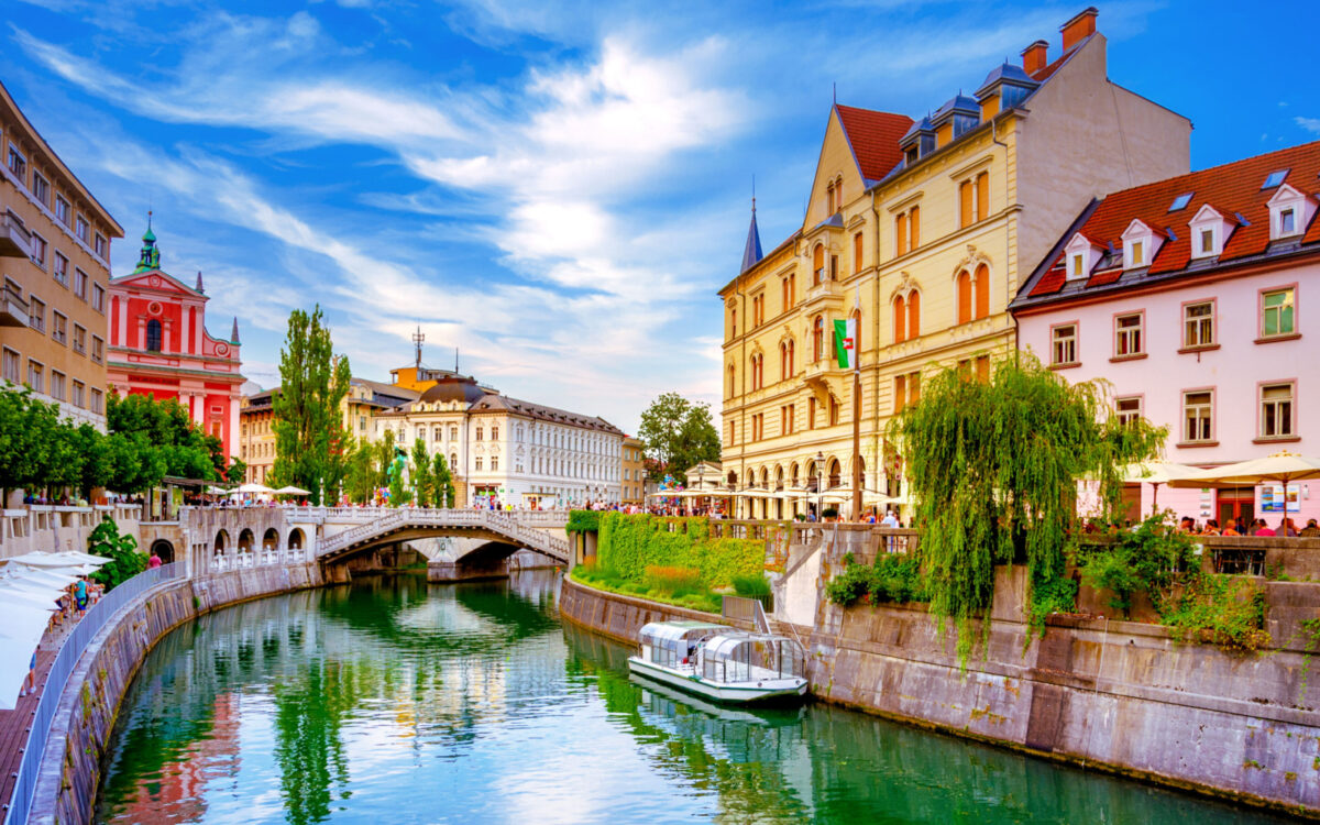 The Best Worst Times To Visit Slovenia Updated For 2024   Shutterstock 1358592938 1200x750 