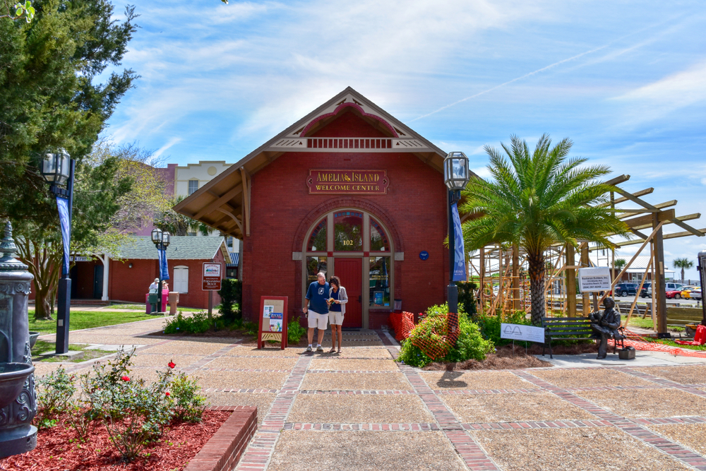 Little shops on Amelia Island pictured during the best time to visit