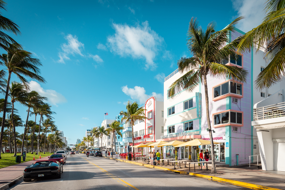 Photo of Ocean Drive with old and historic hotels lining the streets in an art-deco style