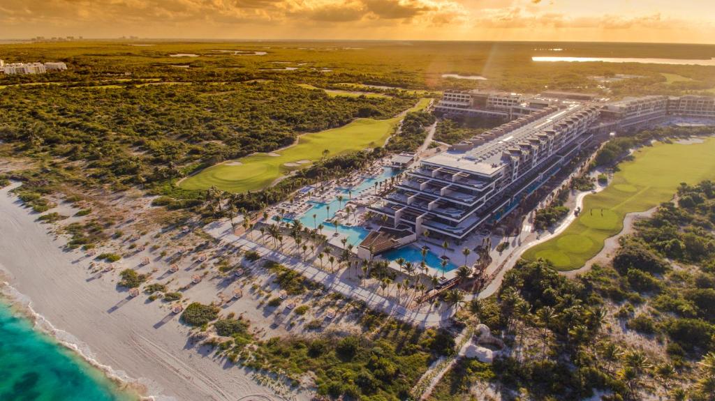 Aerial view of the Atelier Playa Mujeres, one of my personal favorite all-inclusive resorts in Mexico