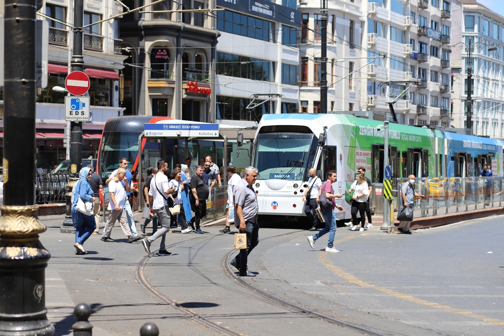 People and transportation methods crowding the square in Eminou, one of Istanbul's best areas to stay