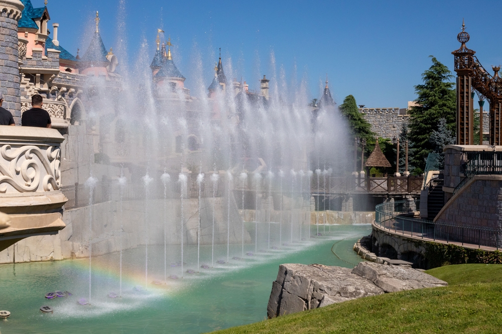 Fountains in front of the castle in Disneyland Paris