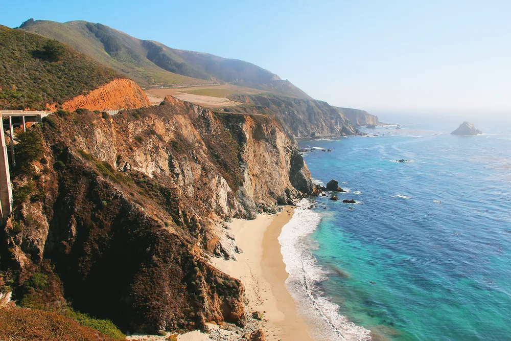 Gorgeous view of the Pacific Coast Highway in Southern California, a must-see attraction when going on a trip there