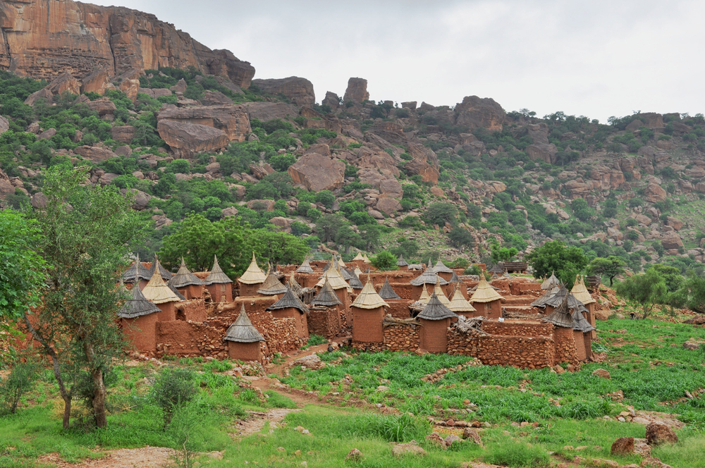 Traditional huts in the Dogon village below the Bandiagara Cliff to show the overall best time to visit Mali