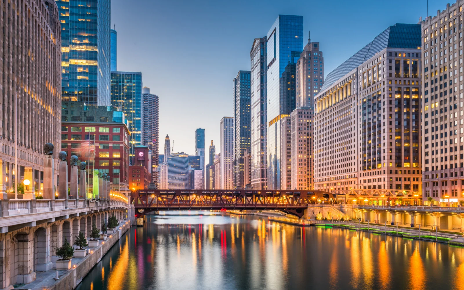 Where to Stay in Chicago in 2024 | Best Areas & Hotels