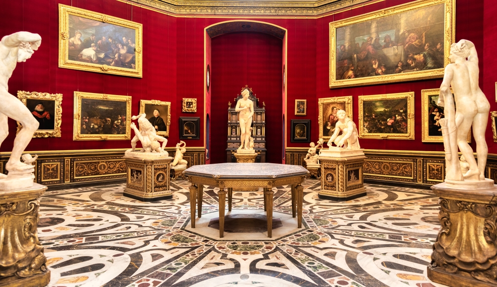 The Tribune sculpture room in the Uffizi Gallery shown during the cheapest time to visit Florence between November and March