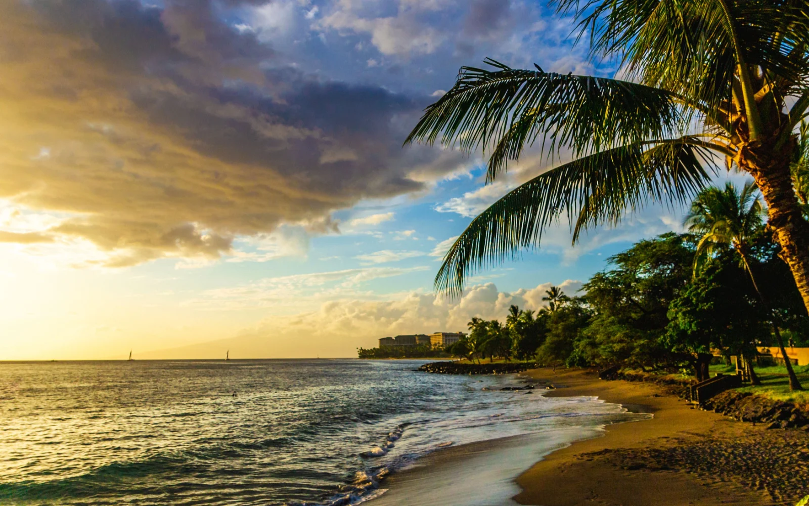 What a Trip to Hawaii Costs in 2023 | Average Prices