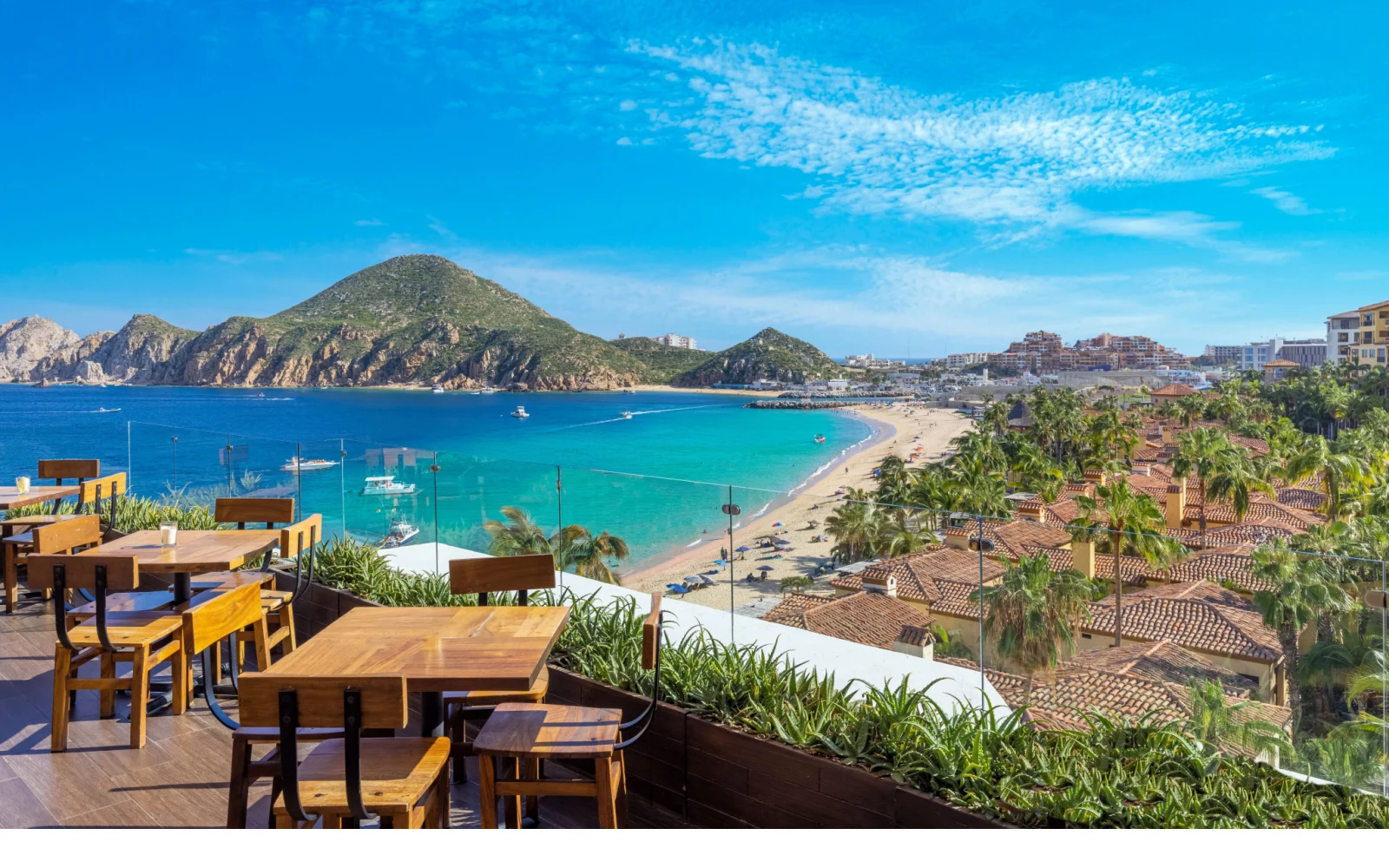 The 5 Best Luxury Resorts in Cabo, Ranked for 2024