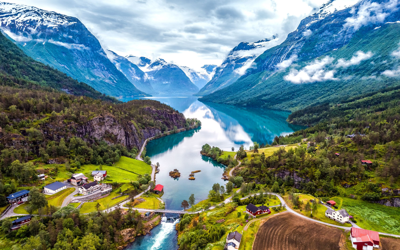 What a Trip to Norway Costs in 2024 | Average Prices