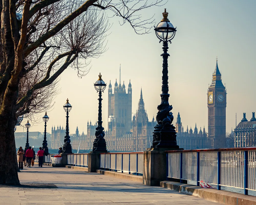 Big Ben and the Parliament building as seen on a semi-hazy day over London