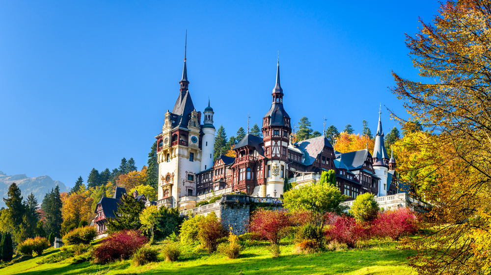 Peles Castle in Romania is a favorite landmark for tourists to visit when coming to this country, one of the top 5 cheap places to visit internationally