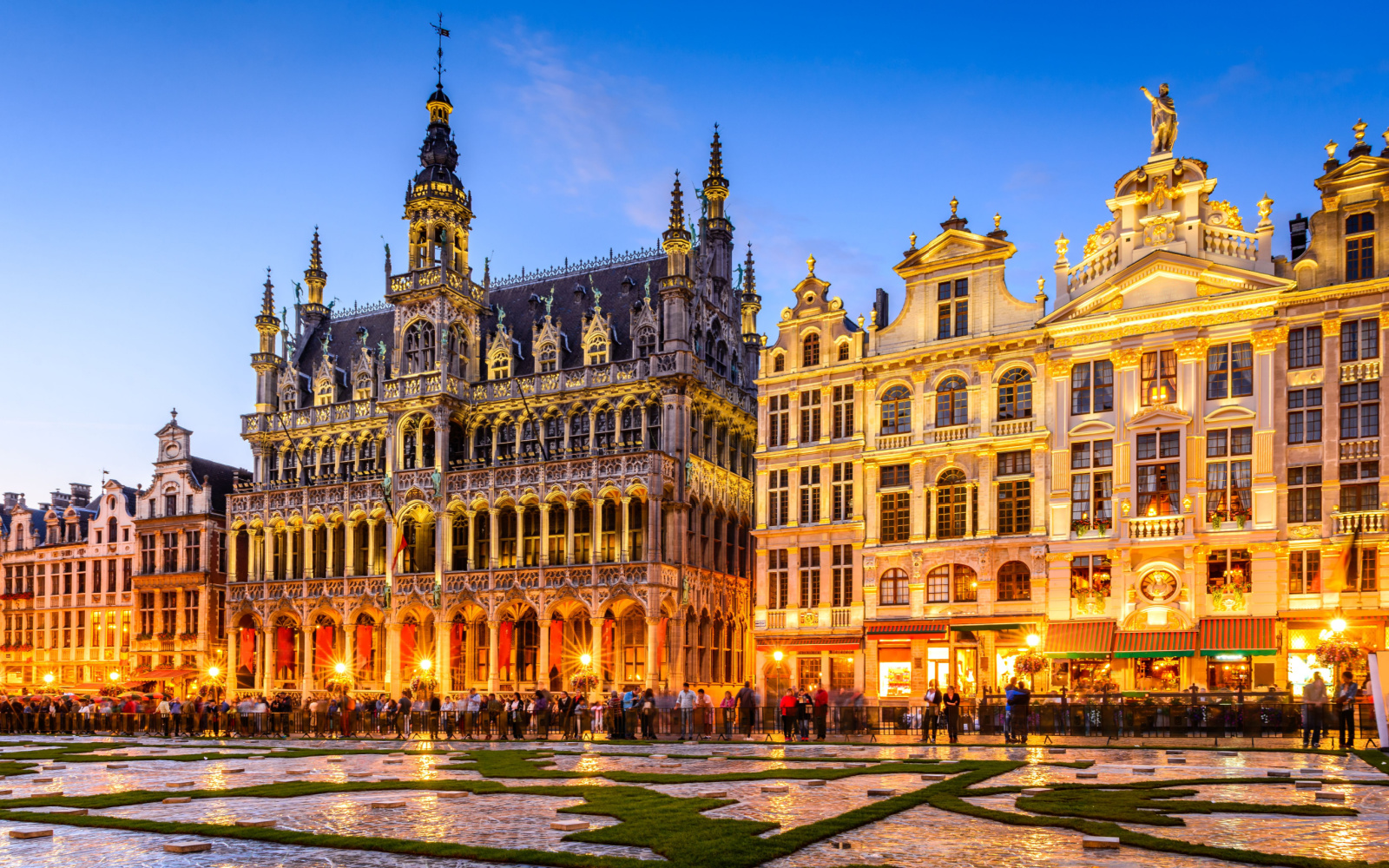 What a Trip to Belgium Costs in 2023 | Average Prices