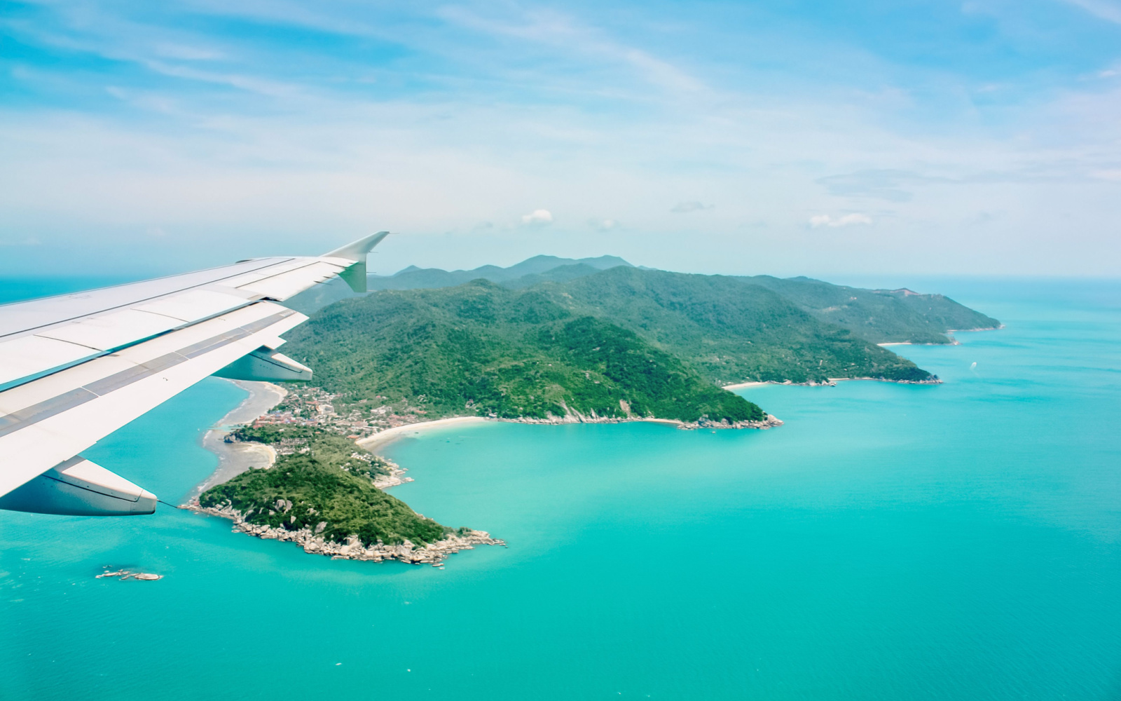 How Long Is a Flight to Thailand From the US? (2023 Guide)