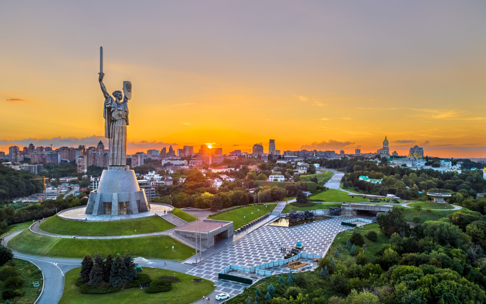 Is Ukraine Safe to Visit in 2023? | Safety Concerns